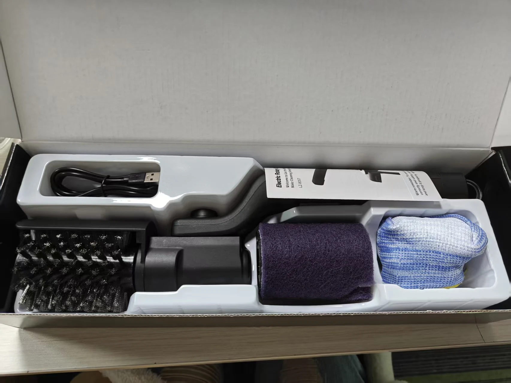 Новая электрическая щетка для чистки гриля, для удаления сильных загрязнений и жира
Новая электрическая щетка для чистки гриля, для удаления сильных загрязнений и жира