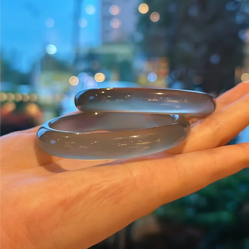 Trendy New Chinese Chalcedony Agate Bracelet, Suitable for Daily Wear and Wearing Jade Bracelet
Trendy New Chinese Chalcedony Agate Bracelet, Suitable for Daily Wear and Wearing Jade Bracelet