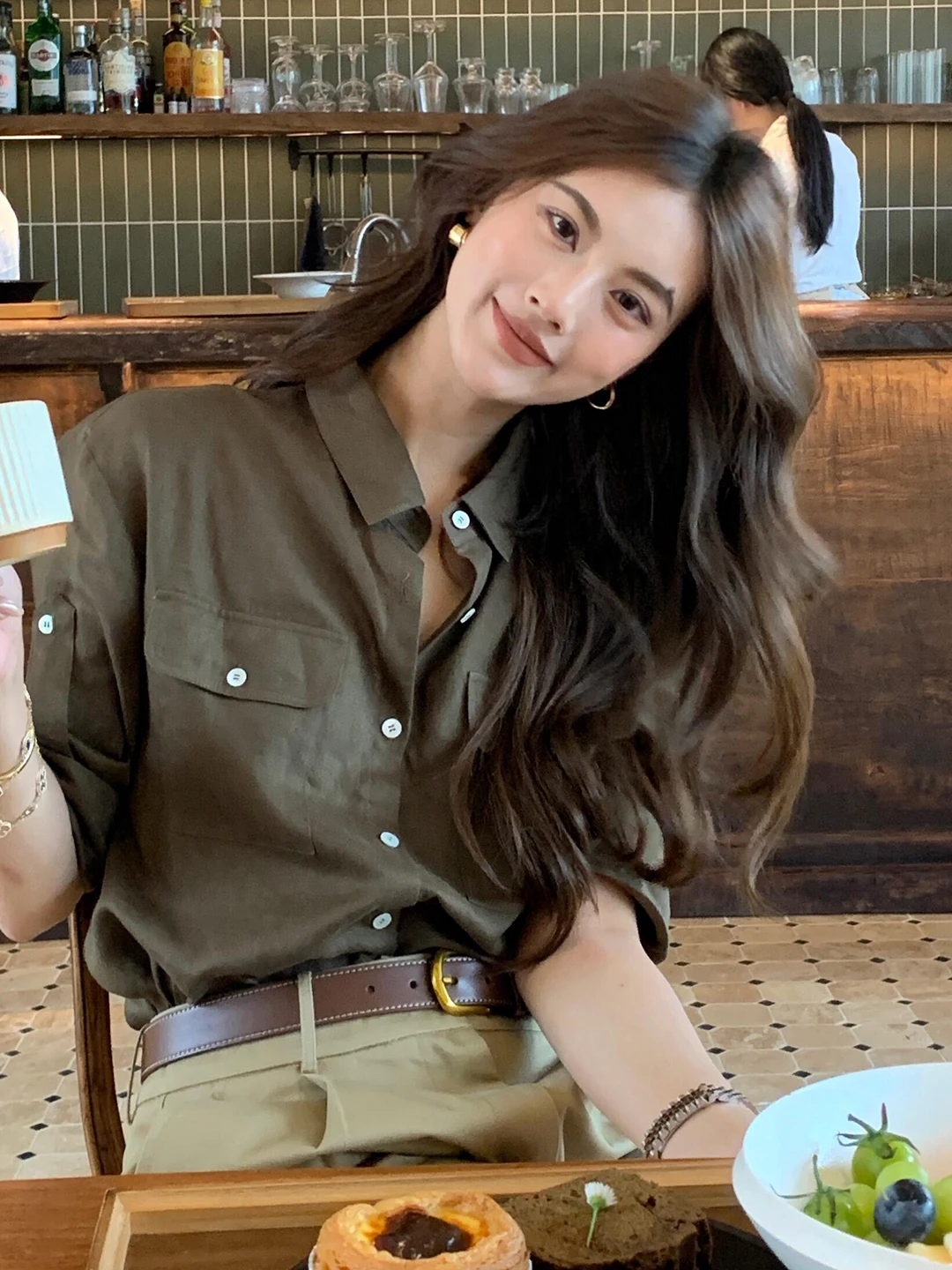 Retro Workwear Style Loose Fit Women's Shirt Summer Lightweight Luxury Cotton Linen Sun Protection Top Breathable Long Sleeve
Retro Workwear Style Loose Fit Women's Shirt Summer Lightweight Luxury Cotton Linen Sun Protection Top Breathable Long Sleeve