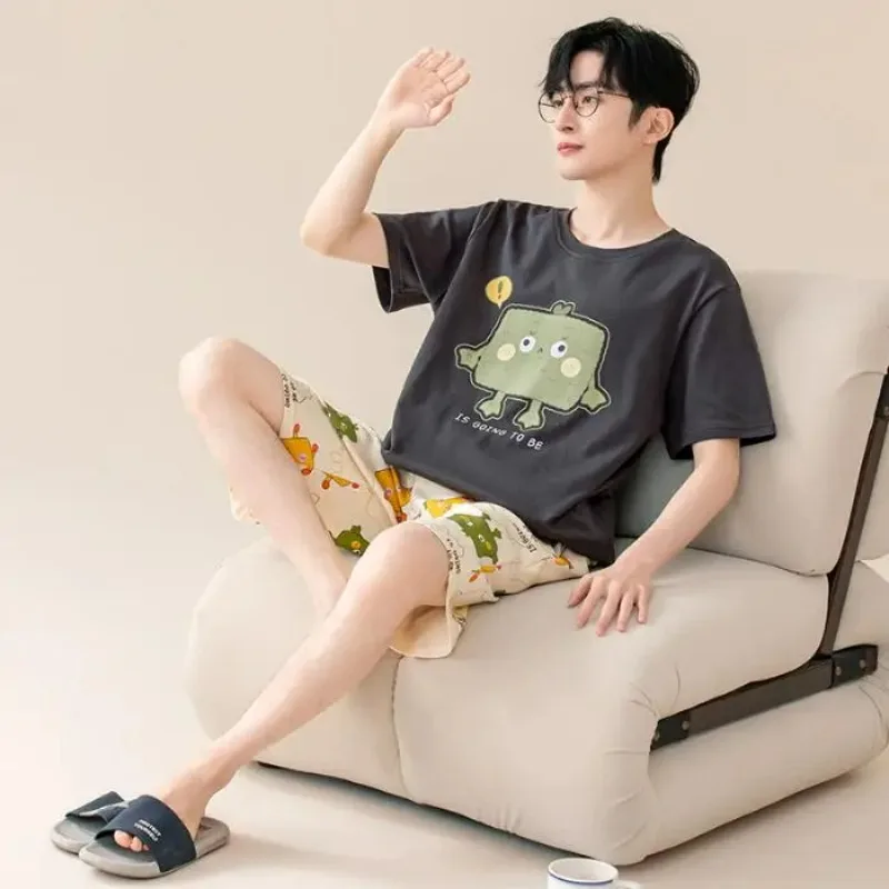 2pcs Summer Men's Pajamas Set Pure Cotton Cartoon Short Sleeve Nightwear Home Wear Leisure Elastic Waist Young Boys Sleepwear
2pcs Summer Men's Pajamas Set Pure Cotton Cartoon Short Sleeve Nightwear Home Wear Leisure Elastic Waist Young Boys Sleepwear