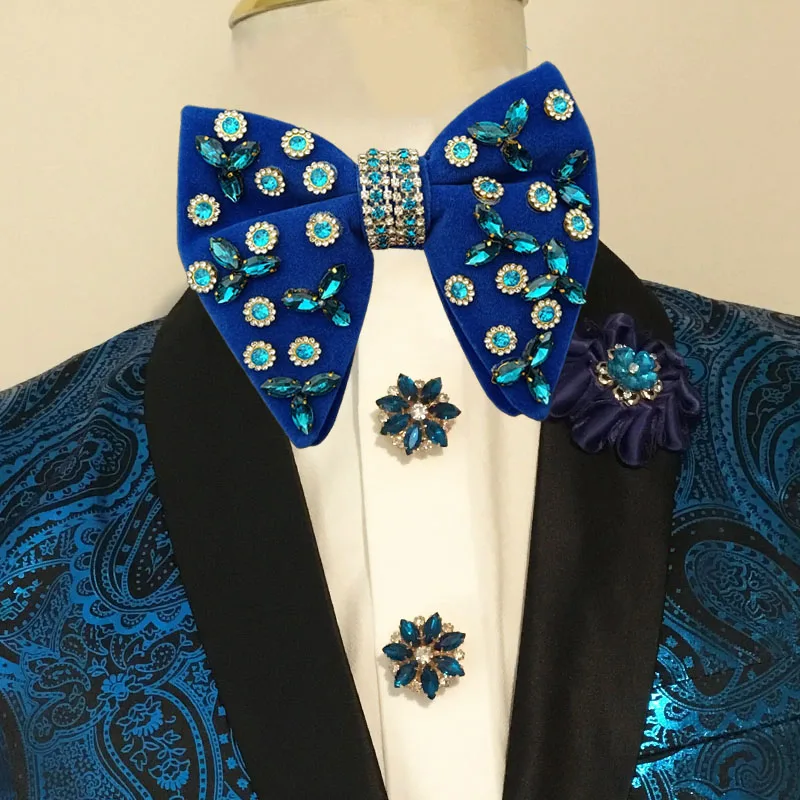 Bow Tie Original Design Luxury Rhinestone High-end Retro Men's Wedding Collar Flower Accessories Handmade Jewelry High-end Gifts
Bow Tie Original Design Luxury Rhinestone High-end Retro Men's Wedding Collar Flower Accessories Handmade Jewelry High-end Gifts