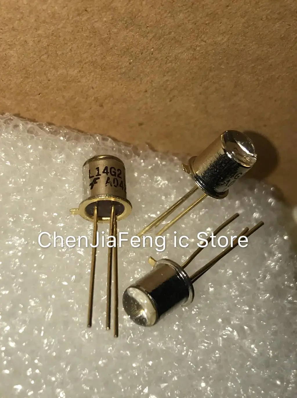 5 шт. ~ 50 шт./лот L14G2 TO-18 DIP3 кремниевый фототранзистор новый оригинальный
5 шт. ~ 50 шт./лот L14G2 TO-18 DIP3 кремниевый фототранзистор новый оригинальный