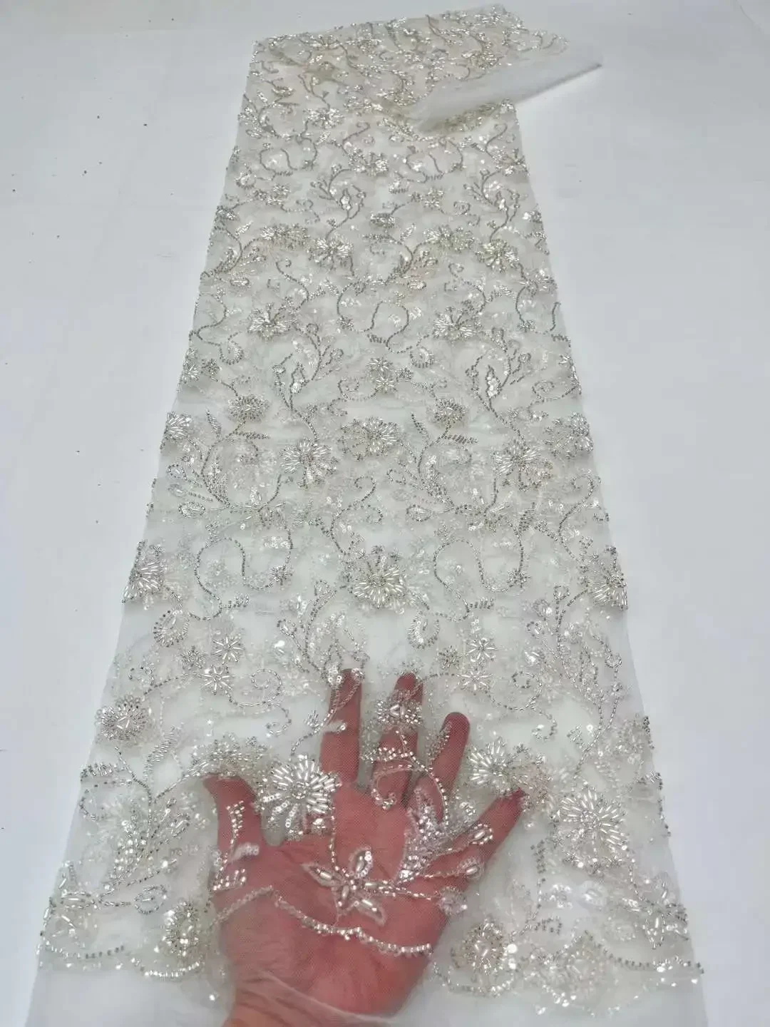 White Lace Fabric Bridal Beaded Material High Quality Elegant French Embroidery for Women Wedding Formal Party Gowns Vestidos
White Lace Fabric Bridal Beaded Material High Quality Elegant French Embroidery for Women Wedding Formal Party Gowns Vestidos