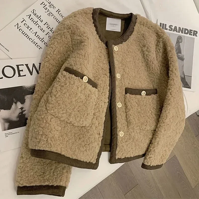 Vintage Lamb Faux Wool Jacket Women Patchwork Cropped Coat Office Lady Elegant Thicken Warm Casual Short Outerwear Tops D72
Vintage Lamb Faux Wool Jacket Women Patchwork Cropped Coat Office Lady Elegant Thicken Warm Casual Short Outerwear Tops D72