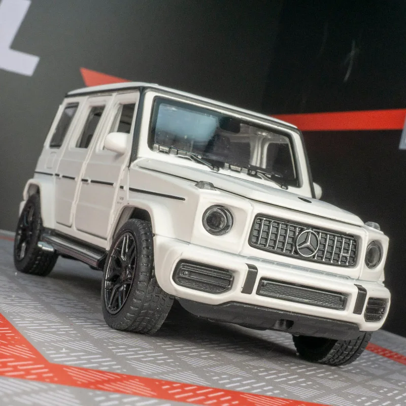 1:32 G63 Simulation Car Model Ornament Off-road Vehicle Rebound Toy Diecast Alloy Car Model Collectible Gift
1:32 G63 Simulation Car Model Ornament Off-road Vehicle Rebound Toy Diecast Alloy Car Model Collectible Gift