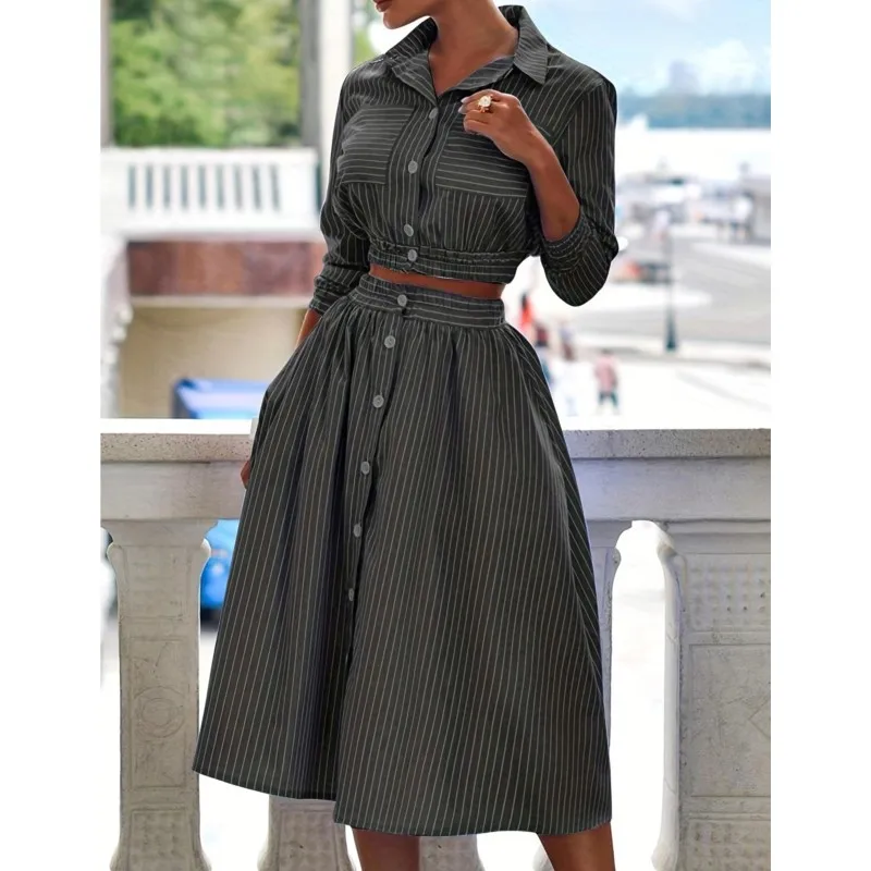 Fashionable Temperament Dress Autumn And Winter Long Sleeved Striped Shirt Set Half Body Skirt Elegant Twopiece Set A-line Skirt
Fashionable Temperament Dress Autumn And Winter Long Sleeved Striped Shirt Set Half Body Skirt Elegant Twopiece Set A-line Skirt