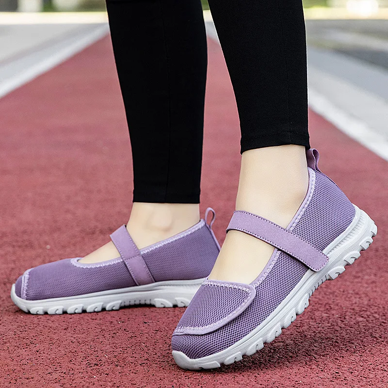 XIHAHA Sandals Woman Summer Hollow Loose Mother Shoes Women Soft Sole Light Breathable Old Shoe Casual Shoes High Heeled Sandals
XIHAHA Sandals Woman Summer Hollow Loose Mother Shoes Women Soft Sole Light Breathable Old Shoe Casual Shoes High Heeled Sandals