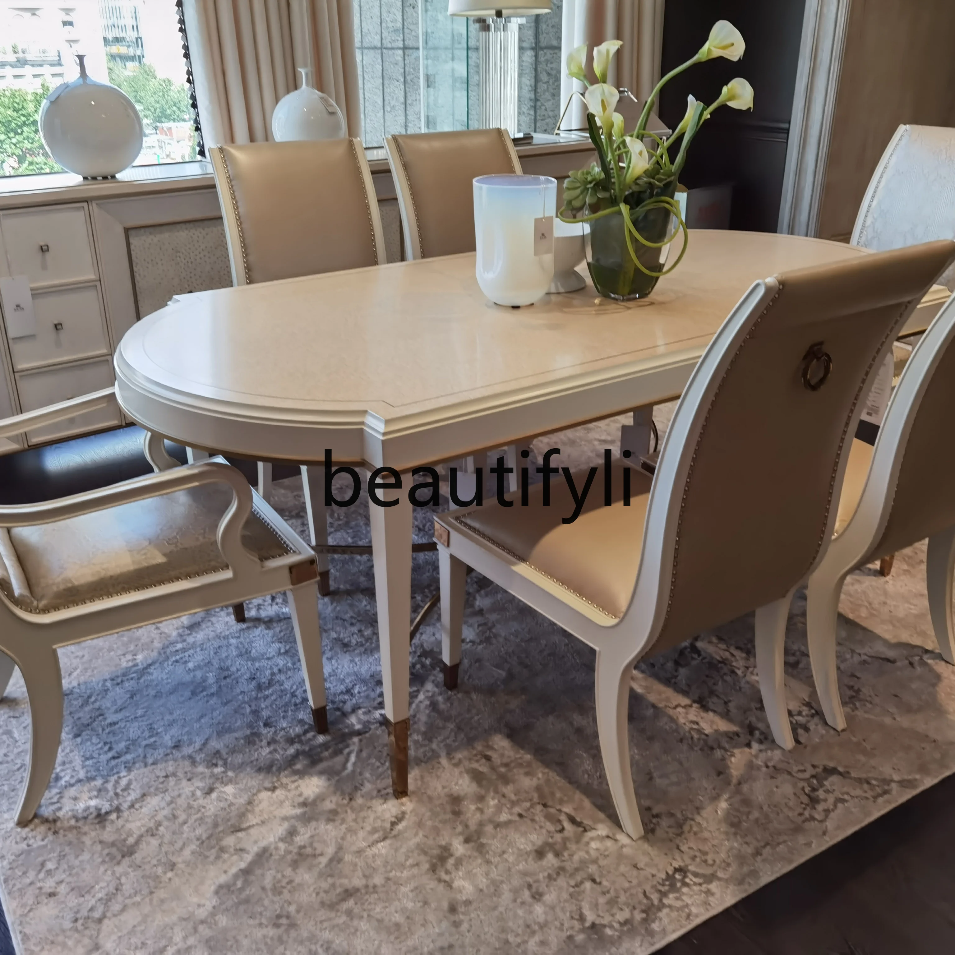 American light luxury solid wood long dining table is simple and retro, the dining table and chair combination are customized.
American light luxury solid wood long dining table is simple and retro, the dining table and chair combination are customized.