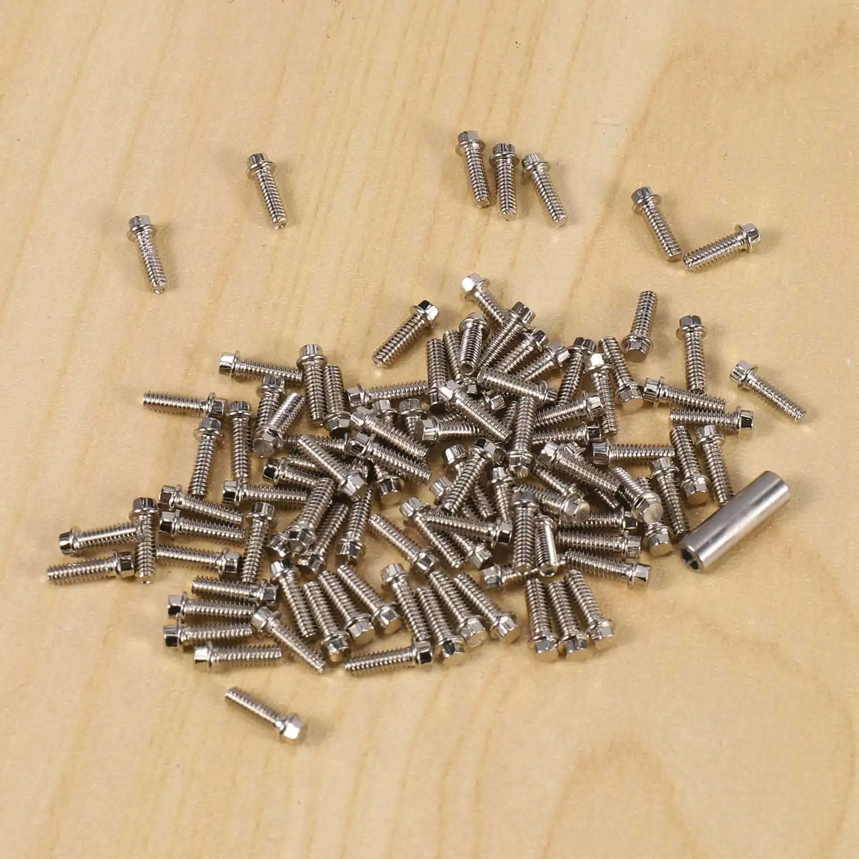 400Pcs 1.9 2.2 Wheel Rim Imperial M2 Screw Decoration For 1/10 RC Crawler Axial SCX10 90046 AXI03007 Traxxas TRX4,A
400Pcs 1.9 2.2 Wheel Rim Imperial M2 Screw Decoration For 1/10 RC Crawler Axial SCX10 90046 AXI03007 Traxxas TRX4,A