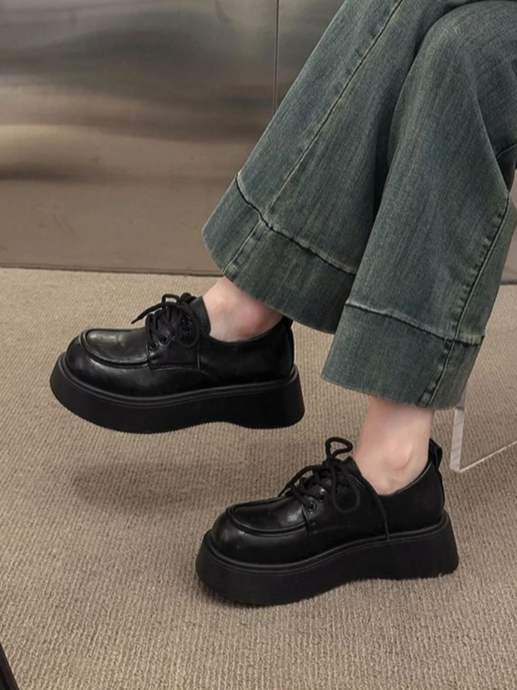 Women's Genuine Leather Platform Loafer Shoes 2026 Autumn New Arrival Japanese and British Style Versatile Casual Footwear
Women's Genuine Leather Platform Loafer Shoes 2026 Autumn New Arrival Japanese and British Style Versatile Casual Footwear