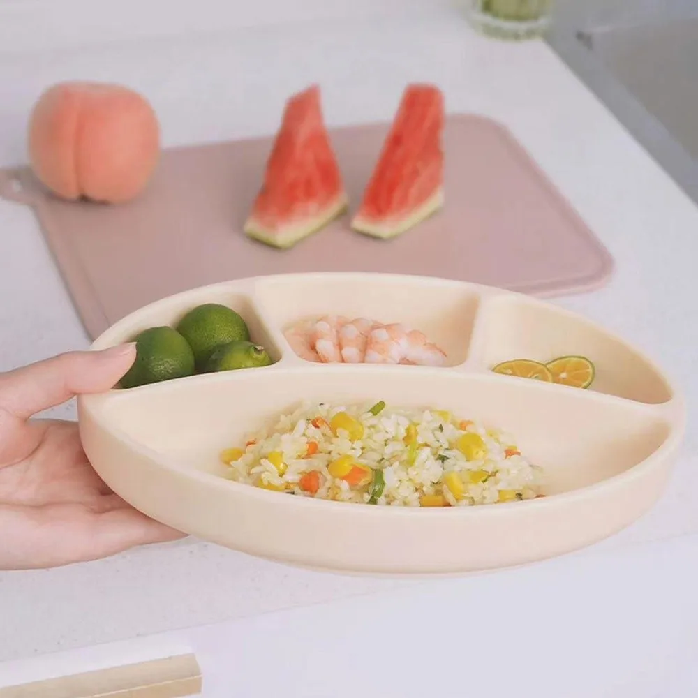 Нескользящая силиконовая разделенная тарелка, посуда без BPA, тарелка для еды для малышей, легкая водонепроницаемая обеденная тарелка на присоске
Нескользящая силиконовая разделенная тарелка, посуда без BPA, тарелка для еды для малышей, легкая водонепроницаемая обеденная тарелка на присоске