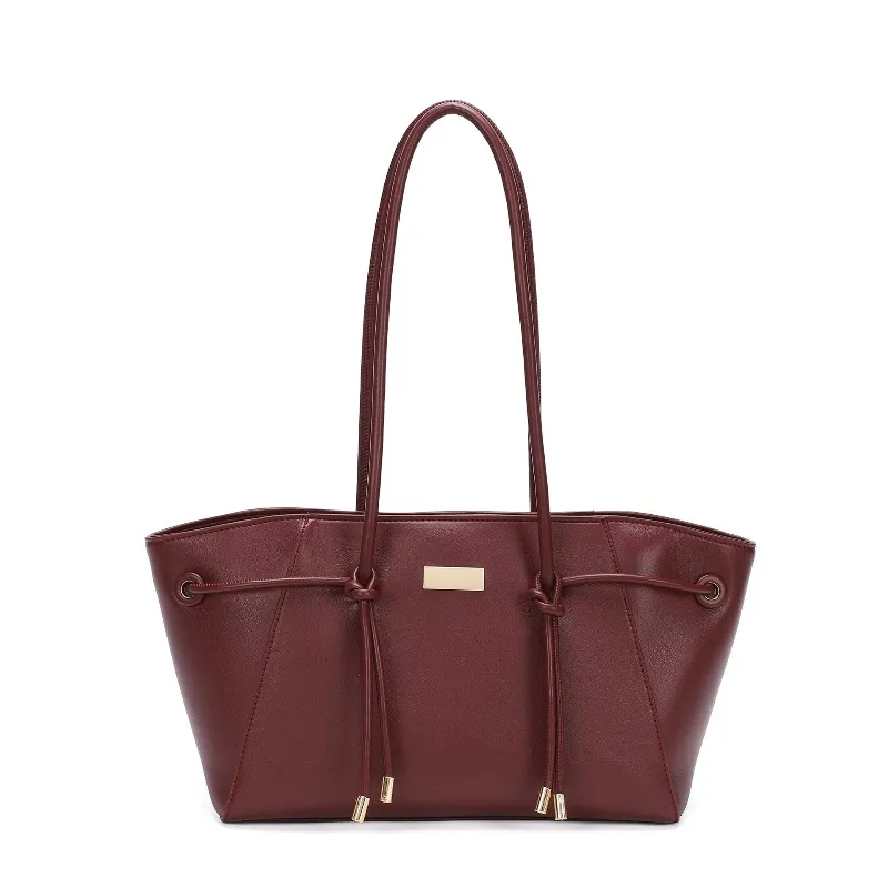 Large Capacity Commuter Tote Bag 2026 New Fashionable Solid Color Pu Leather Shoulder Bag Versatile Handbag with Shoulder Strap
Large Capacity Commuter Tote Bag 2026 New Fashionable Solid Color Pu Leather Shoulder Bag Versatile Handbag with Shoulder Strap