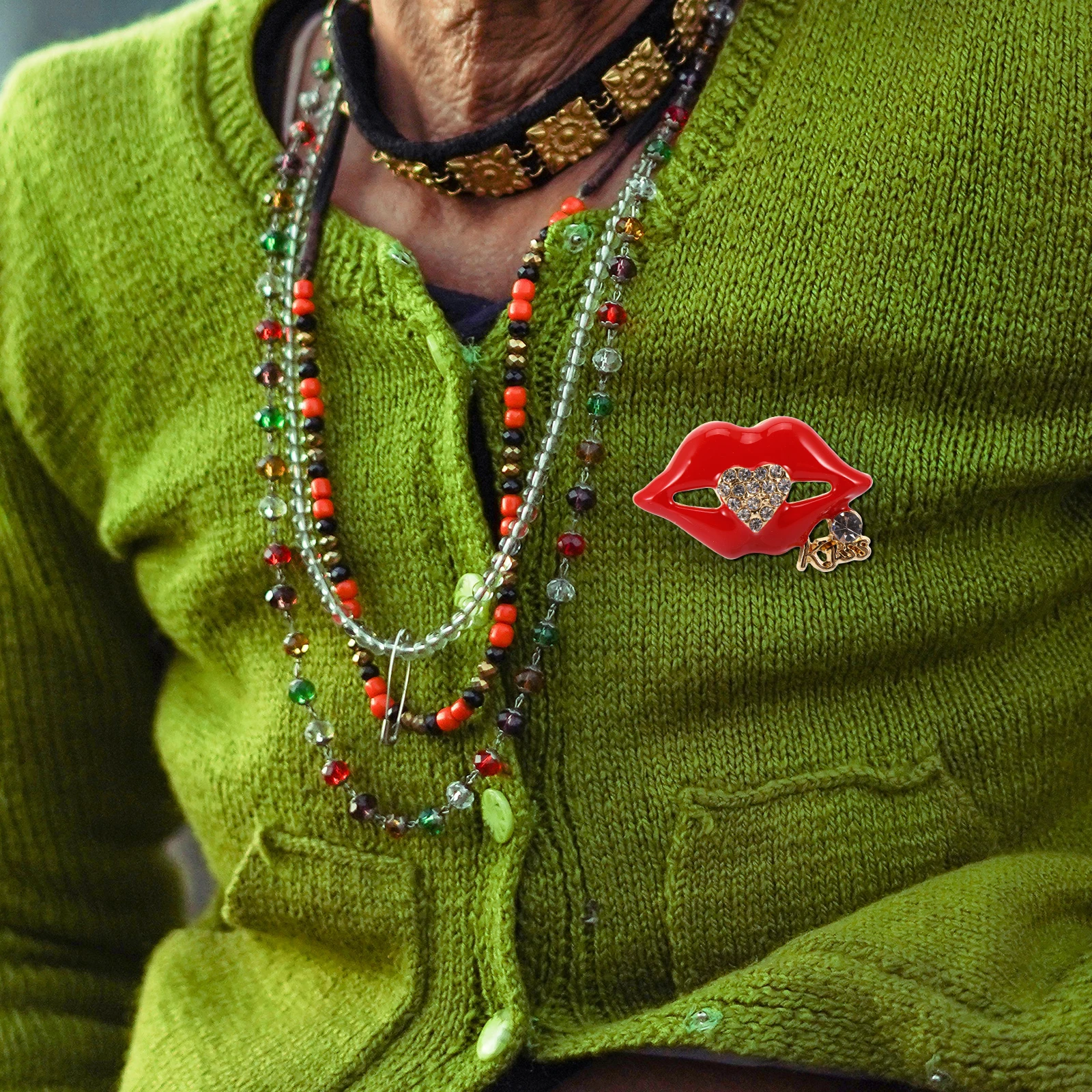 7pcs Red Lip Brooch Pin Stylish Chain Breastpin For Women Cool Stainless Steel Versatile Costume Jewelry Simple Lip Shaped
7pcs Red Lip Brooch Pin Stylish Chain Breastpin For Women Cool Stainless Steel Versatile Costume Jewelry Simple Lip Shaped