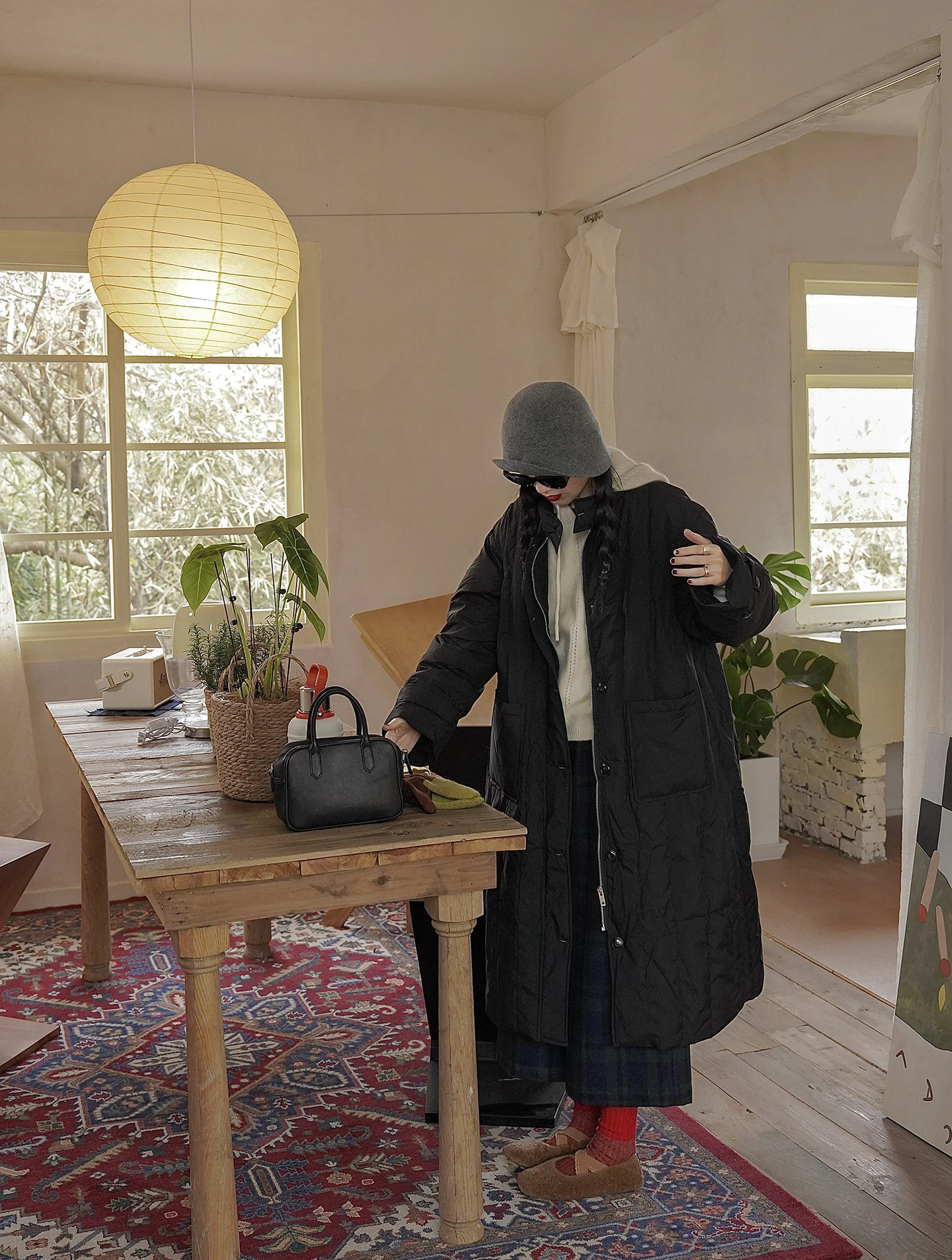 Зимняя удлиненная свободная куртка PAROCETIN: прочная, модная, теплая женская пуховая куртка с наполнителем из белого утиного пуха
Зимняя удлиненная свободная куртка PAROCETIN: прочная, модная, теплая женская пуховая куртка с наполнителем из белого утиного пуха