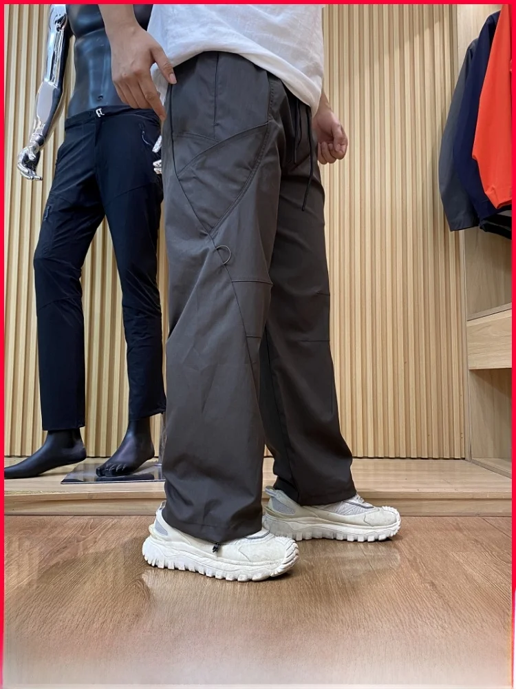 Outdoor Functional Loose Straight Leg Work Pants with Large kets Patchwork Casual Trousers for Men Breathable Polyester Fiber
Outdoor Functional Loose Straight Leg Work Pants with Large kets Patchwork Casual Trousers for Men Breathable Polyester Fiber