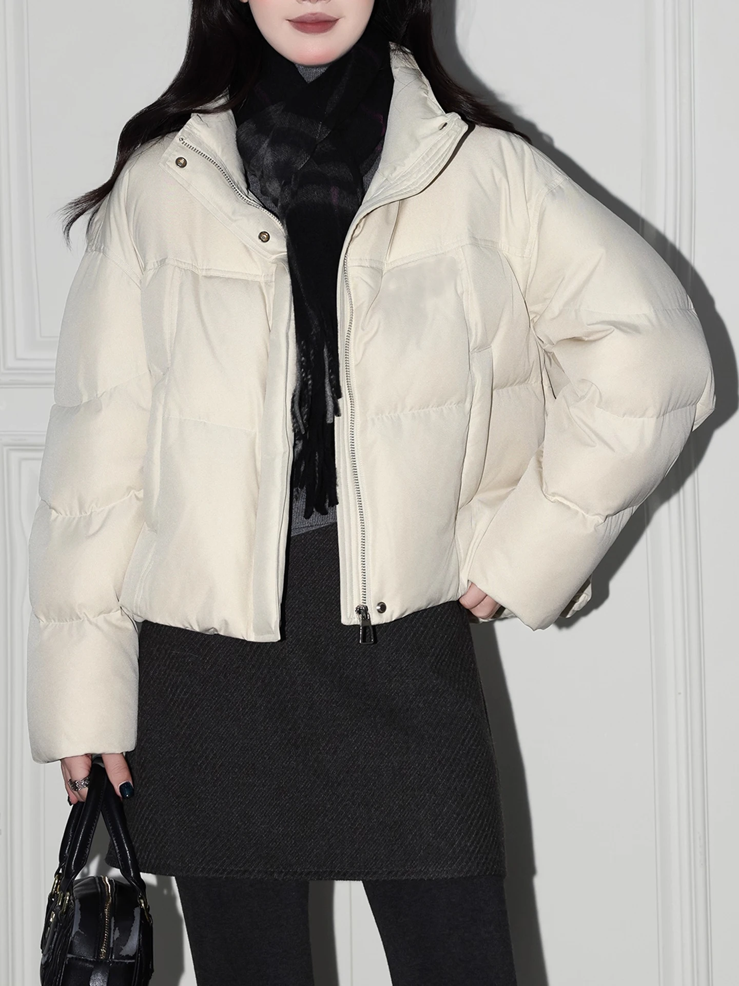 2025 New Women's Cotton Jaet ort Lightweight Warm Stand Collar Loose Fit Korean Sle Faionable Cotton Coat Outerwear
2025 New Women's Cotton Jaet ort Lightweight Warm Stand Collar Loose Fit Korean Sle Faionable Cotton Coat Outerwear