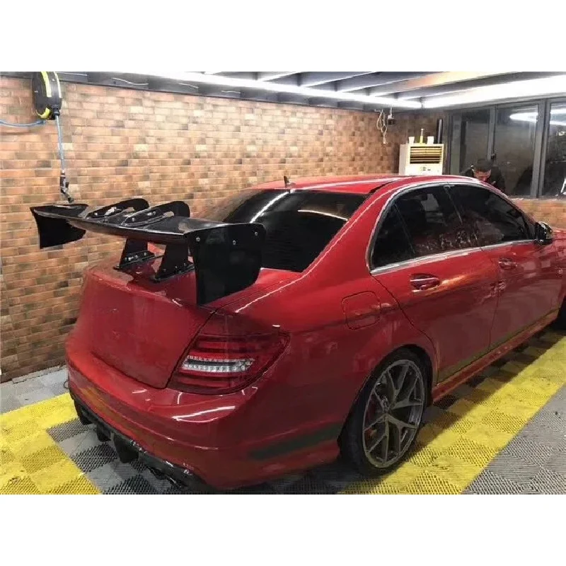 Universal Large Height Carbon Fiber Rear Spoiler
Universal Large Height Carbon Fiber Rear Spoiler