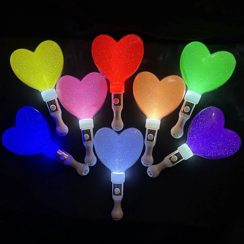 100 pcs Heart Shape LED Heart Stick Glow in the Dark Wedding Decoration Flashing Light Stick Concert Event Party Supplies
100 pcs Heart Shape LED Heart Stick Glow in the Dark Wedding Decoration Flashing Light Stick Concert Event Party Supplies