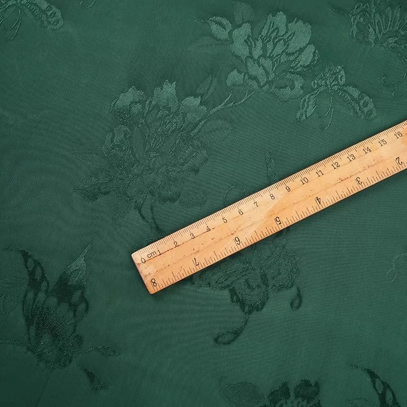 Лесной зеленый бабочка с цветочным принтом, атласная хлопковая жаккардовая ткань, винтажные брюки Cheongsam Palazzo, шелковистый дышащий текстиль
Лесной зеленый бабочка с цветочным принтом, атласная хлопковая жаккардовая ткань, винтажные брюки Cheongsam Palazzo, шелковистый дышащий текстиль