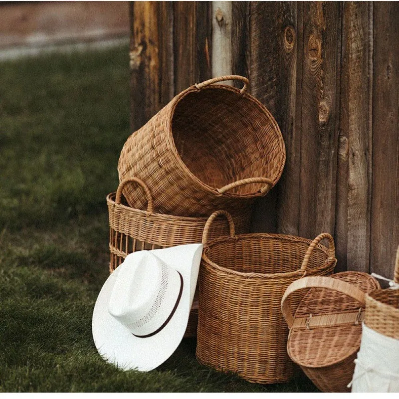 Natural Woven Rattan Storage Basket, Handheld Laundry Hamper with Handles, Large Capacity Home Organizer for Bedroom Bathroom
Natural Woven Rattan Storage Basket, Handheld Laundry Hamper with Handles, Large Capacity Home Organizer for Bedroom Bathroom