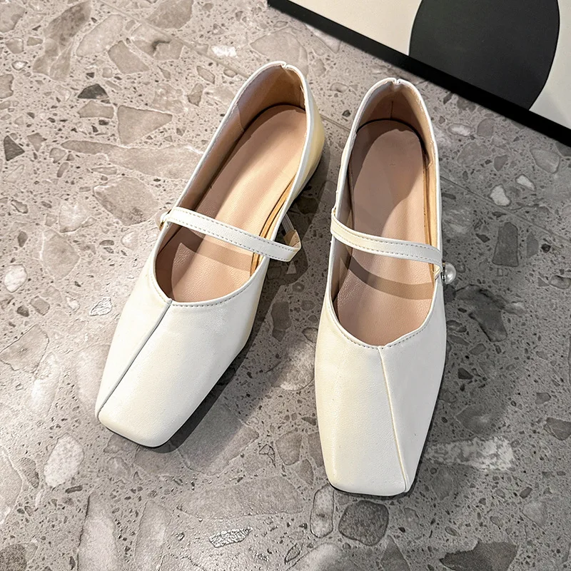 2025 Spring/Summer New Flat Flat Single Shoes Women's Shoes Versatile Commuting Gentle Style Casual Shoes
2025 Spring/Summer New Flat Flat Single Shoes Women's Shoes Versatile Commuting Gentle Style Casual Shoes