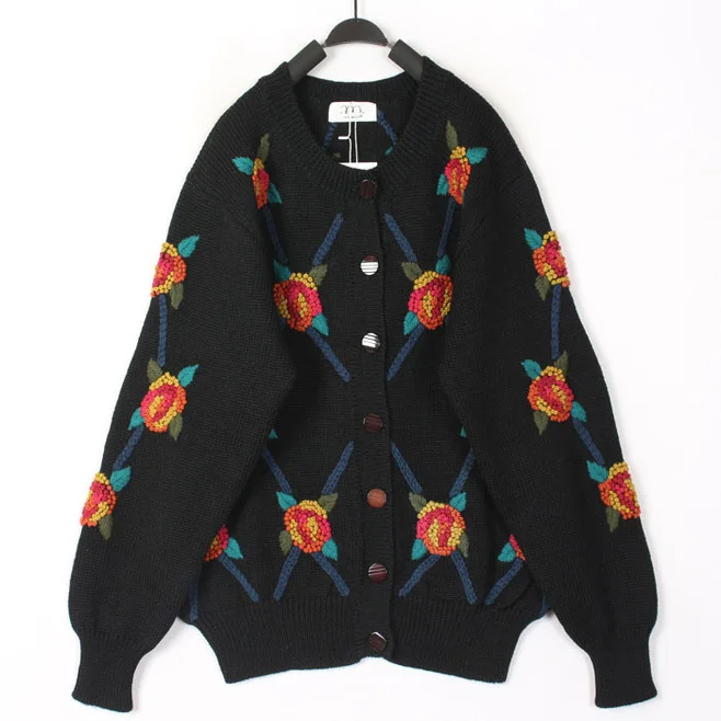 Vintage Sweet Ethnic Style Hooked Wool Sweater Overhead Coat Harajuku Wind Long Sleeve round Neck Warmth Autumn Winter Women'...
Vintage Sweet Ethnic Style Hooked Wool Sweater Overhead Coat Harajuku Wind Long Sleeve round Neck Warmth Autumn Winter Women'...