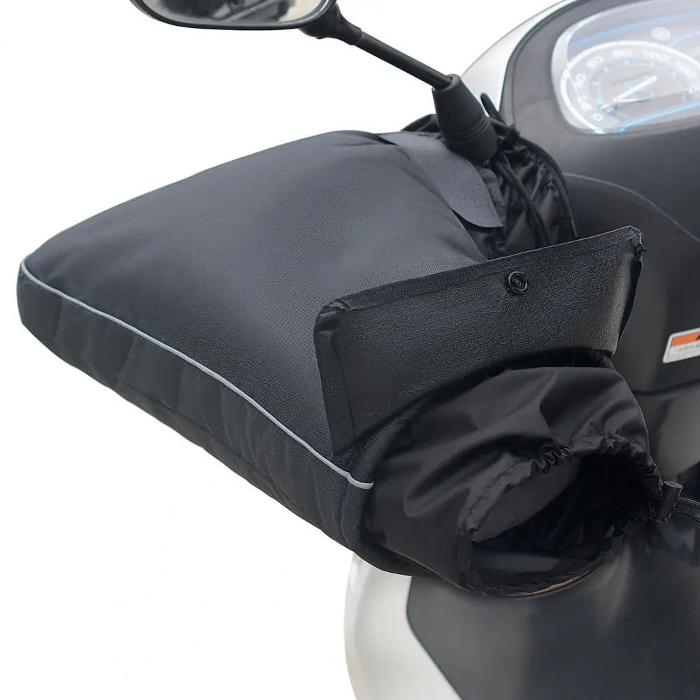 Motorcycle Handlebar Gloves 2Pcs Durable Snap Fastener Anti-scratch Winter Electric Vehicle Handle Bar Covers for Cycling
Motorcycle Handlebar Gloves 2Pcs Durable Snap Fastener Anti-scratch Winter Electric Vehicle Handle Bar Covers for Cycling