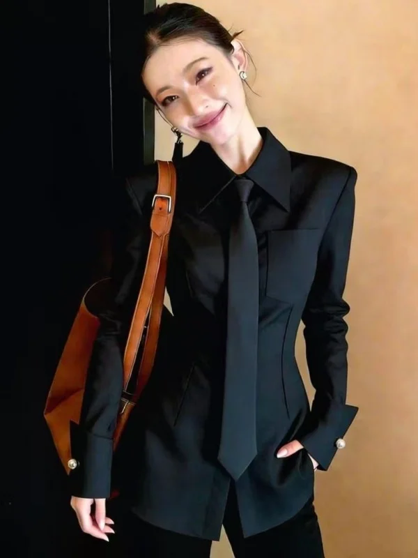Slim Fit Neck Shirt Women's Long Sleeve Waist Cinched Spring 2026 Commute Style Knitted Top Fashionable Business Casual
Slim Fit Neck Shirt Women's Long Sleeve Waist Cinched Spring 2026 Commute Style Knitted Top Fashionable Business Casual