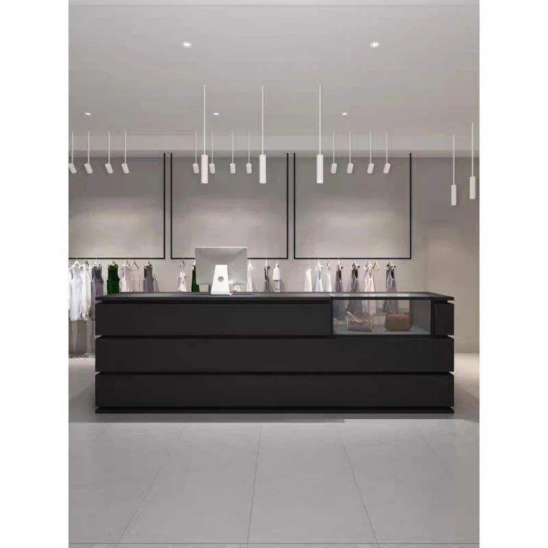 Simple modern women's clothing store, bar table checkout page
Simple modern women's clothing store, bar table checkout page