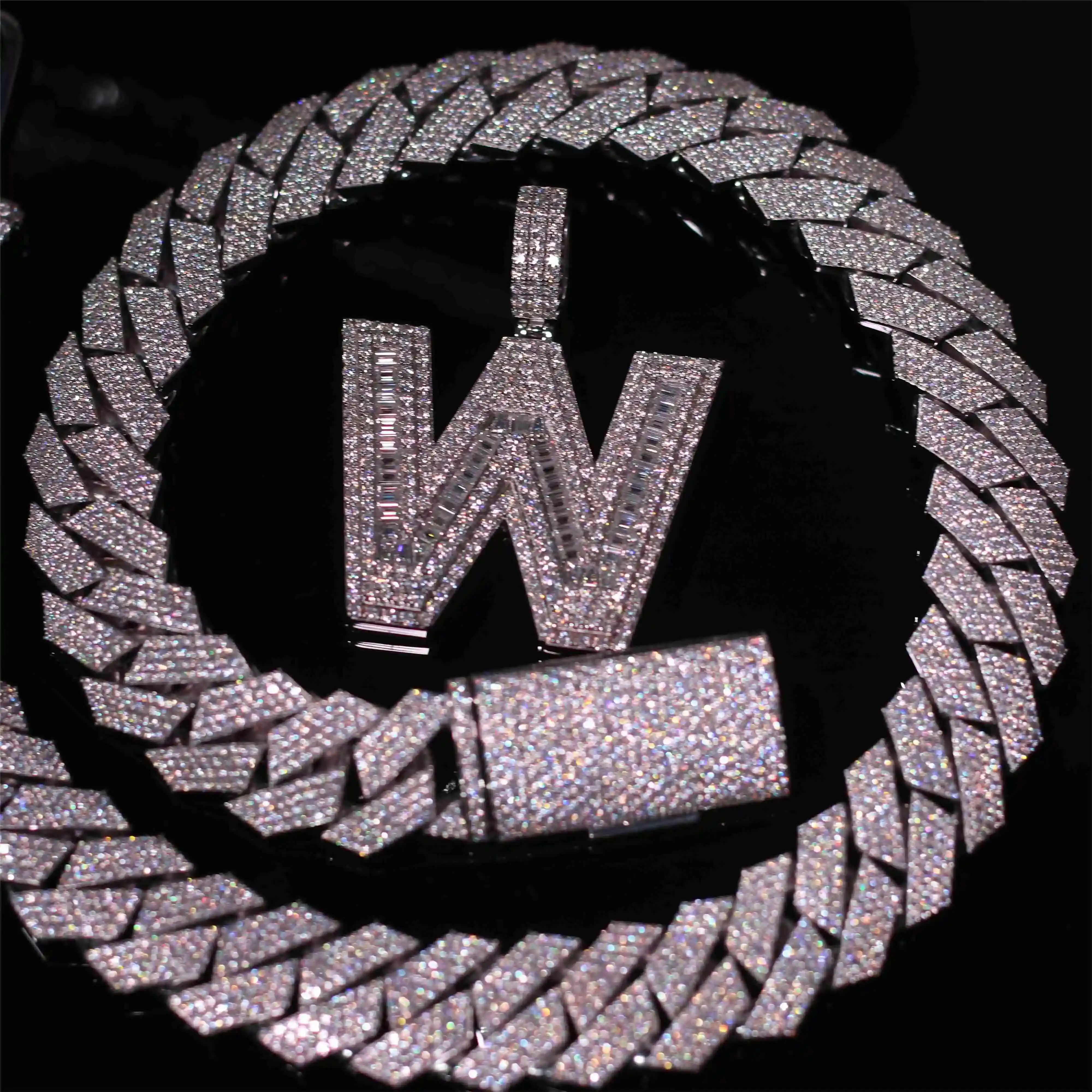 Hiphop Chain 925 Sterling Silver Buss Down VVS Diamond Gold Plated 22mm 5 Rows Moissanite Cuban Chain
Hiphop Chain 925 Sterling Silver Buss Down VVS Diamond Gold Plated 22mm 5 Rows Moissanite Cuban Chain