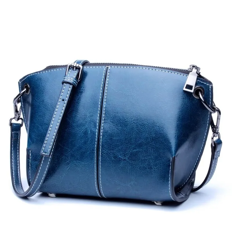 Vintage Small Crossbody Bags For Women 2025 New Trendy Shoulder Bag Solid Color Oil Wax Cowhide Leather Handbag Messenger Bag
Vintage Small Crossbody Bags For Women 2025 New Trendy Shoulder Bag Solid Color Oil Wax Cowhide Leather Handbag Messenger Bag
