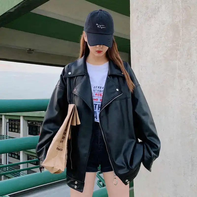 Loose PU Leather Jacket Women American Retro Solid Black Leather Jacket Autumn Moto & Biker Handsome Aviator Jacket Women
Loose PU Leather Jacket Women American Retro Solid Black Leather Jacket Autumn Moto & Biker Handsome Aviator Jacket Women