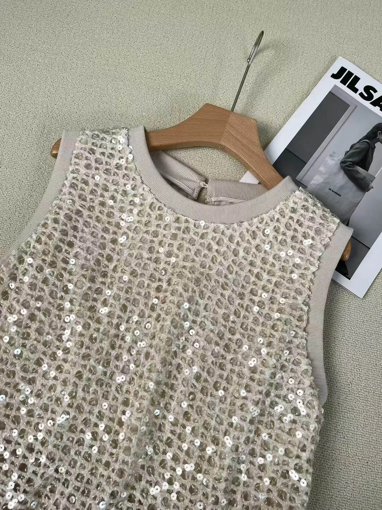 Women's high-end sequined hollow linen dress sleeveless patchwork mid length vest skirt
Women's high-end sequined hollow linen dress sleeveless patchwork mid length vest skirt