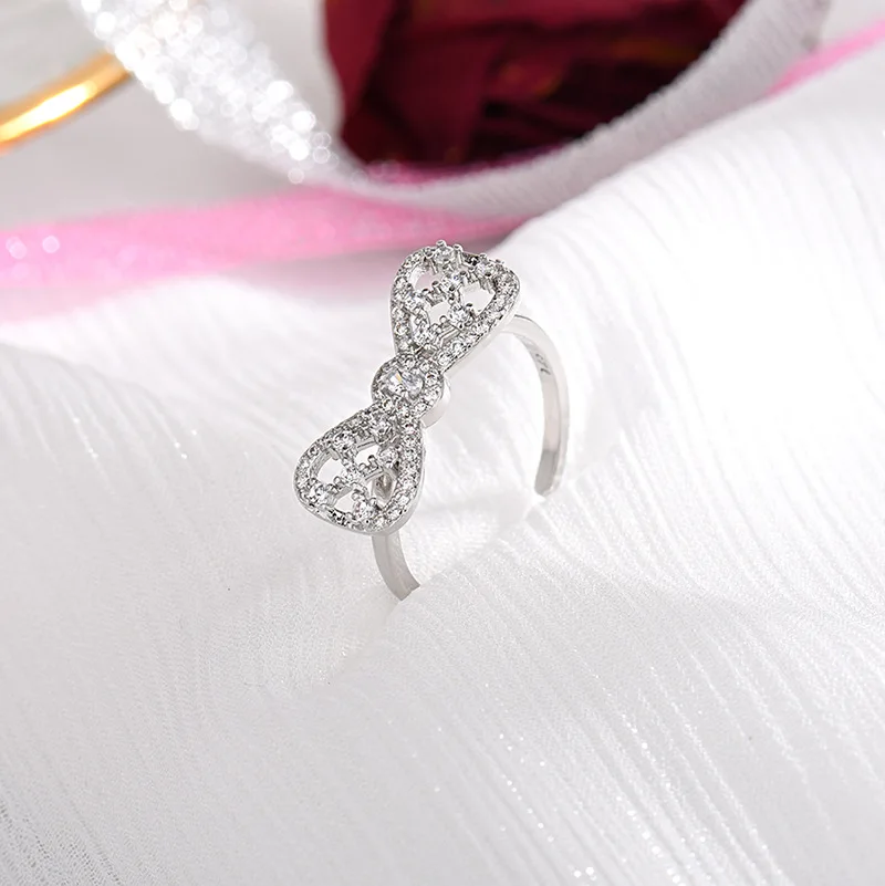 Кольцо с бантом, женское кольцо с микроинкрустацией цирконом, французский стиль, не выцветающее кольцо
Кольцо с бантом, женское кольцо с микроинкрустацией цирконом, французский стиль, не выцветающее кольцо