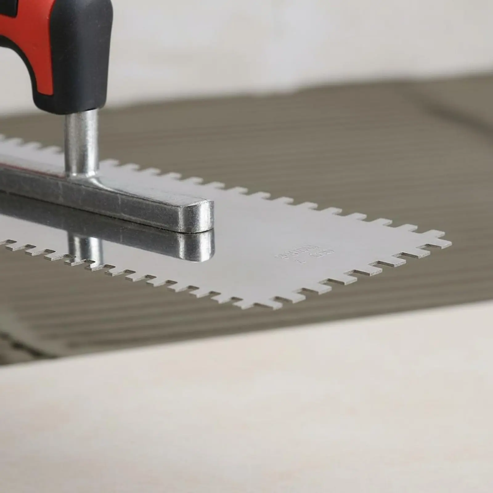 Square Notch Trowel Serrated Border Notched Trowel Adhesive Applicator Ergonomic Handle for Construction
Square Notch Trowel Serrated Border Notched Trowel Adhesive Applicator Ergonomic Handle for Construction