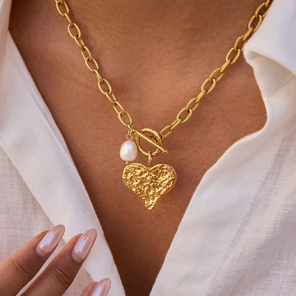 Women Heart Cross Freshwater Pearl Necklace Plated Stainless Steel Collarbone Chain Pendant Light Luxury Fashion Jewelry Gifts
Women Heart Cross Freshwater Pearl Necklace Plated Stainless Steel Collarbone Chain Pendant Light Luxury Fashion Jewelry Gifts