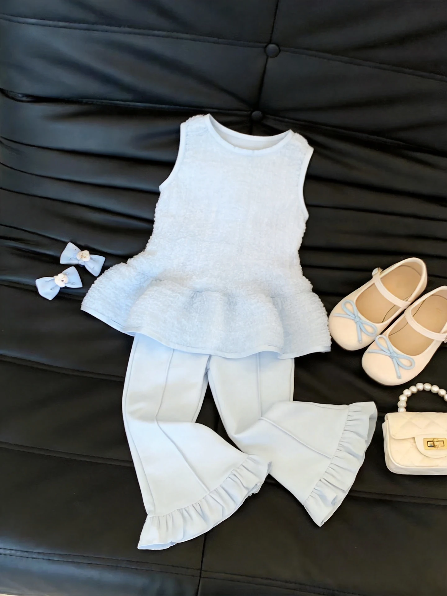 Girls Summer Outfit 2026 New Blue Elastic Flower Bud Slim Fit Vest Wood Grain Ruffle Pants Two Piece Set Breathable Sho...
Girls Summer Outfit 2026 New Blue Elastic Flower Bud Slim Fit Vest Wood Grain Ruffle Pants Two Piece Set Breathable Sho...