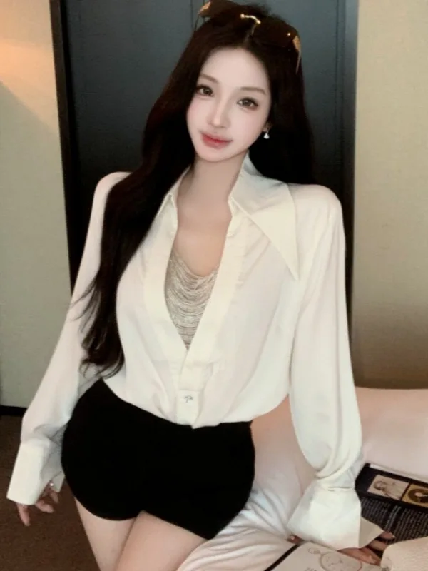 Korean Style Slim Fit Women's Shirt Hong Kong Style Autumn New Light Luxury High Quality Sensation Fashionable Slimming Effect
Korean Style Slim Fit Women's Shirt Hong Kong Style Autumn New Light Luxury High Quality Sensation Fashionable Slimming Effect