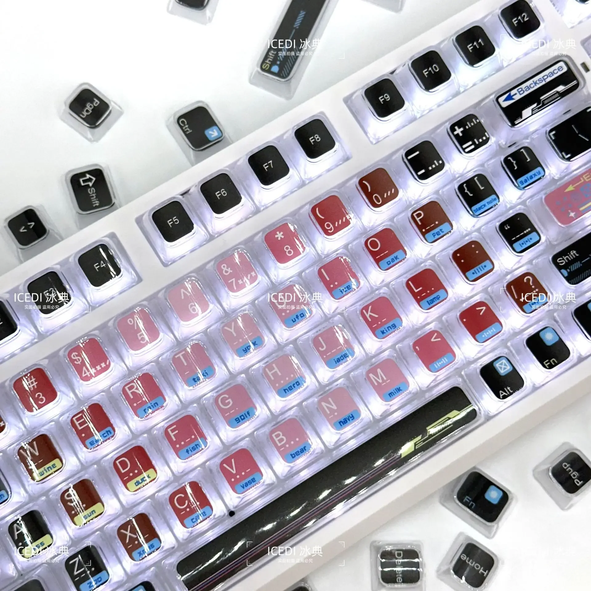 Double-layer keycap matte hot sublimation transparent keycap Xingluo pink two-dimensional universal magnetic axis keycap full se
Double-layer keycap matte hot sublimation transparent keycap Xingluo pink two-dimensional universal magnetic axis keycap full se