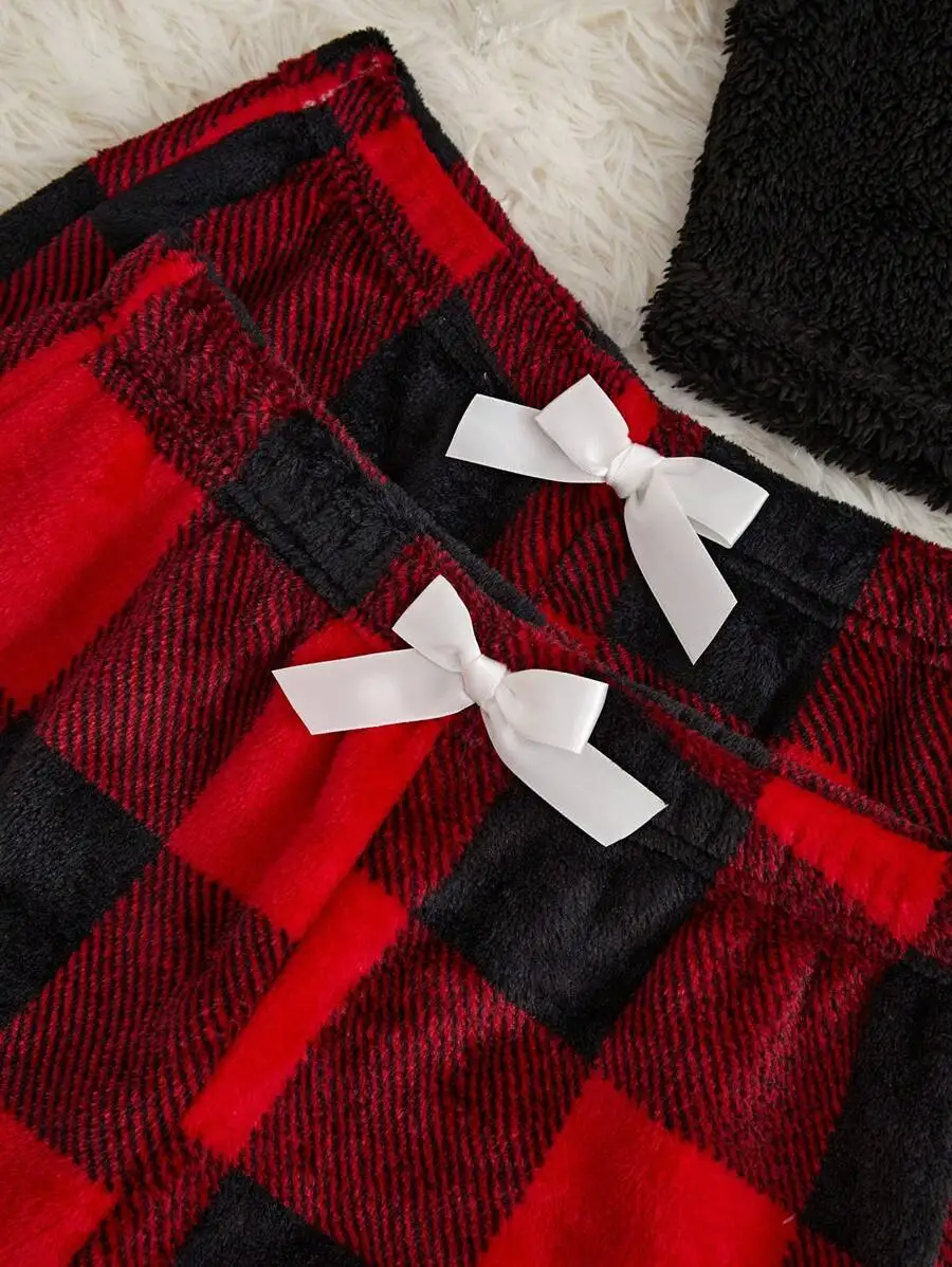 3pcs Women Autumn Winter Teddy Fleece Plaid Pajama Set With Bow Shorts And Pants
3pcs Women Autumn Winter Teddy Fleece Plaid Pajama Set With Bow Shorts And Pants