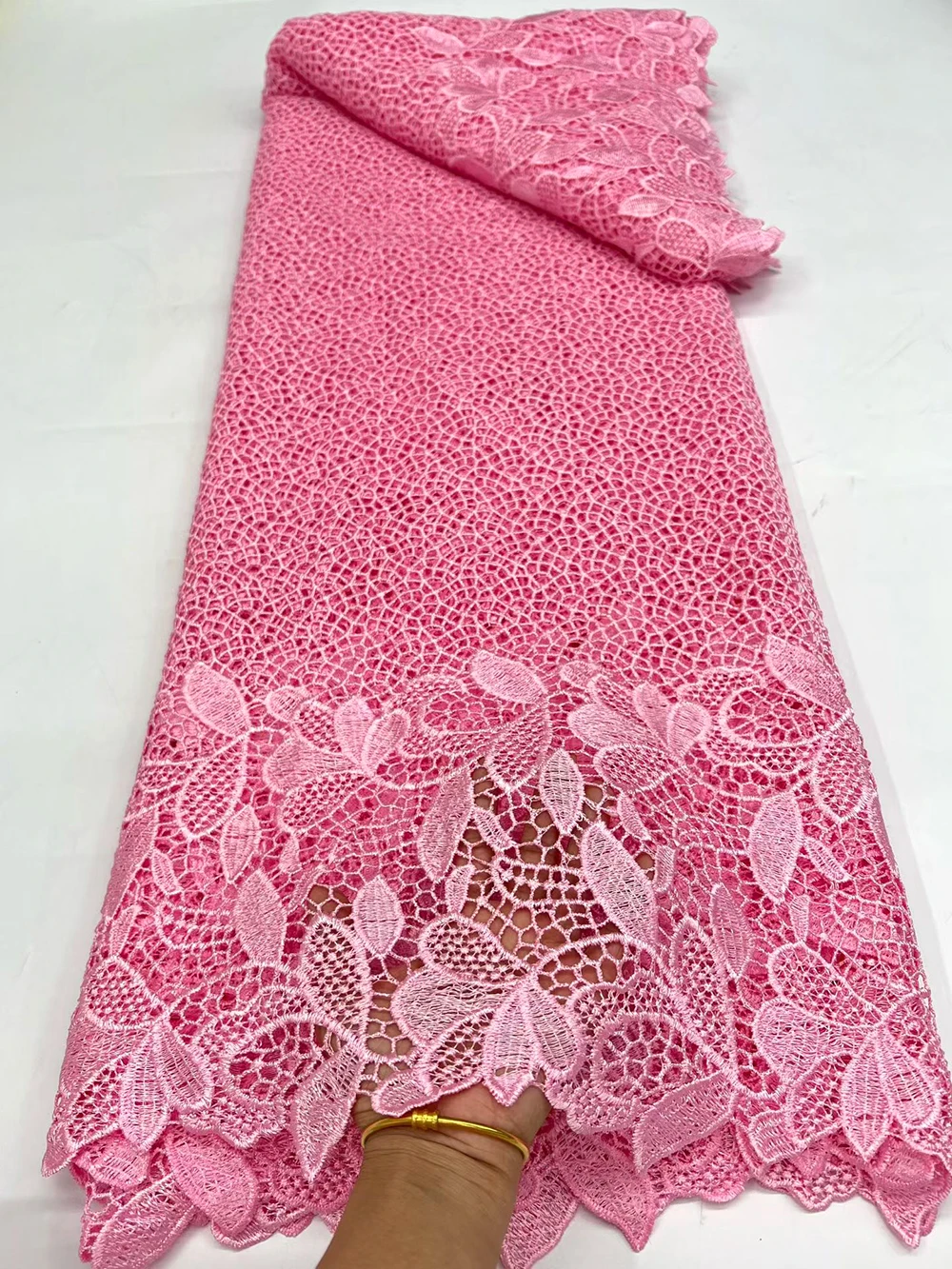 Newest African Water Soluble Lace Embroidery Fabric Pink High Quality French Guipure Cord Lace Fabric For Sewing Party Dresses
Newest African Water Soluble Lace Embroidery Fabric Pink High Quality French Guipure Cord Lace Fabric For Sewing Party Dresses
