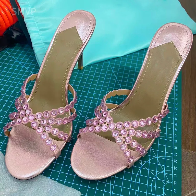 Summer 2026 Women's Pink Crystal High Heels Diamond-Encrusted Slim Heel Sandals for Outdoor Weddings Parties Fashionable Ladies'
Summer 2026 Women's Pink Crystal High Heels Diamond-Encrusted Slim Heel Sandals for Outdoor Weddings Parties Fashionable Ladies'