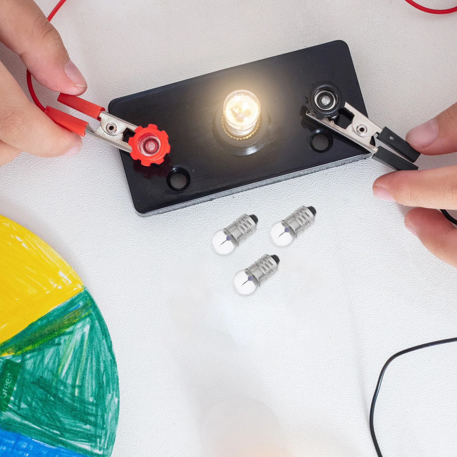 20Pcs Mini Screw Base Flashlight Bulbs High Brightness Durable for Physical Experiments Outdoor Activities Crafts
20Pcs Mini Screw Base Flashlight Bulbs High Brightness Durable for Physical Experiments Outdoor Activities Crafts