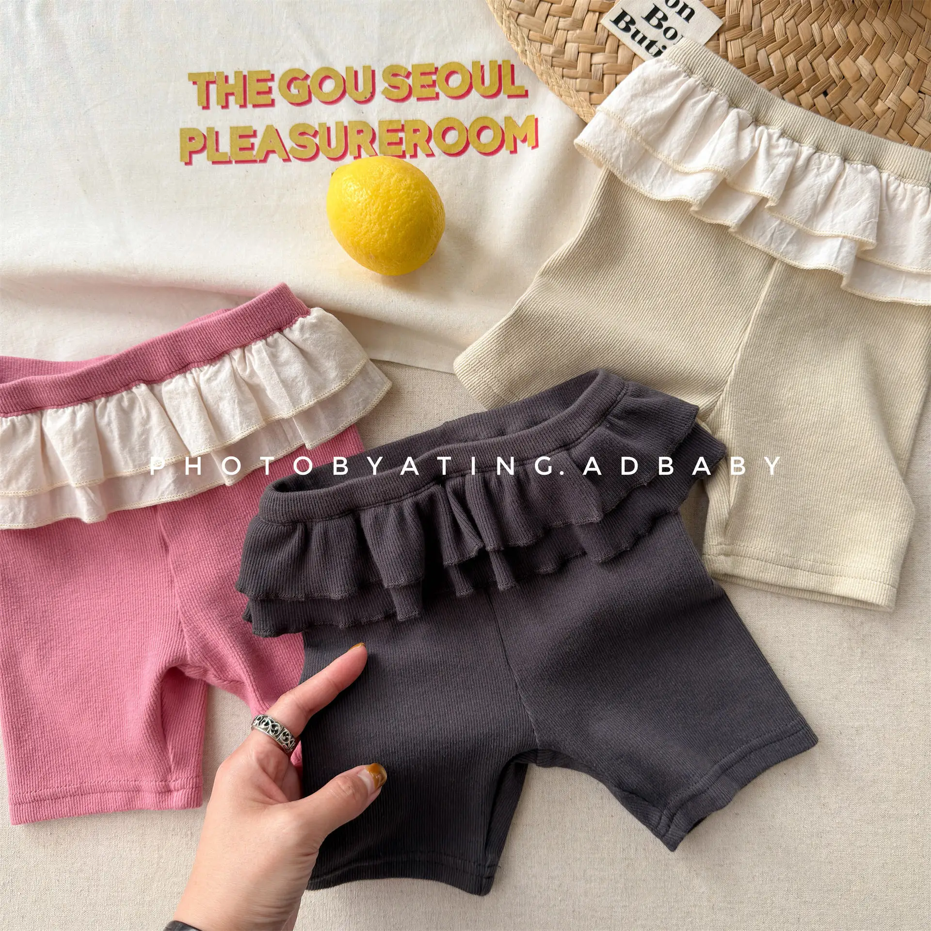 2026 Summer New Girls High-waisted Shorts Solid Children Casual Pants Cute Baby Girl Lace Shorts Cotton Kids Clothes
2026 Summer New Girls High-waisted Shorts Solid Children Casual Pants Cute Baby Girl Lace Shorts Cotton Kids Clothes