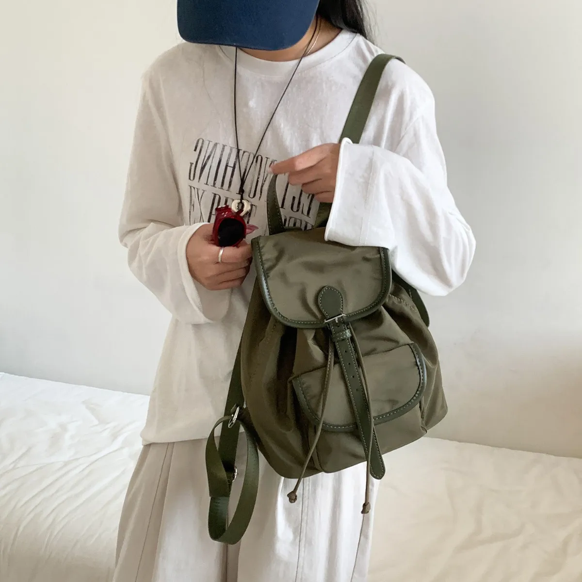 2026 New Summer Nylon Small Backpack Women Korean Style Lightweight Travel Backpack Minimalist Fashion Casual Daypack for School
2026 New Summer Nylon Small Backpack Women Korean Style Lightweight Travel Backpack Minimalist Fashion Casual Daypack for School