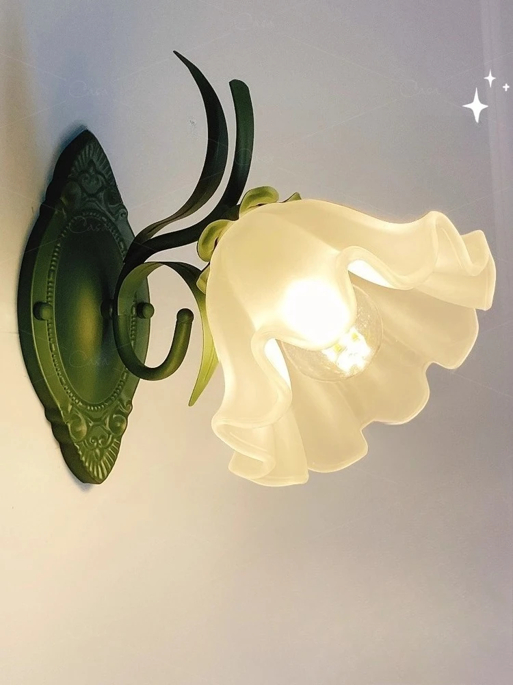 French glass flower countryside restaurant pendant light LED Nordic living room bedroom dining room study decoration lighting
French glass flower countryside restaurant pendant light LED Nordic living room bedroom dining room study decoration lighting