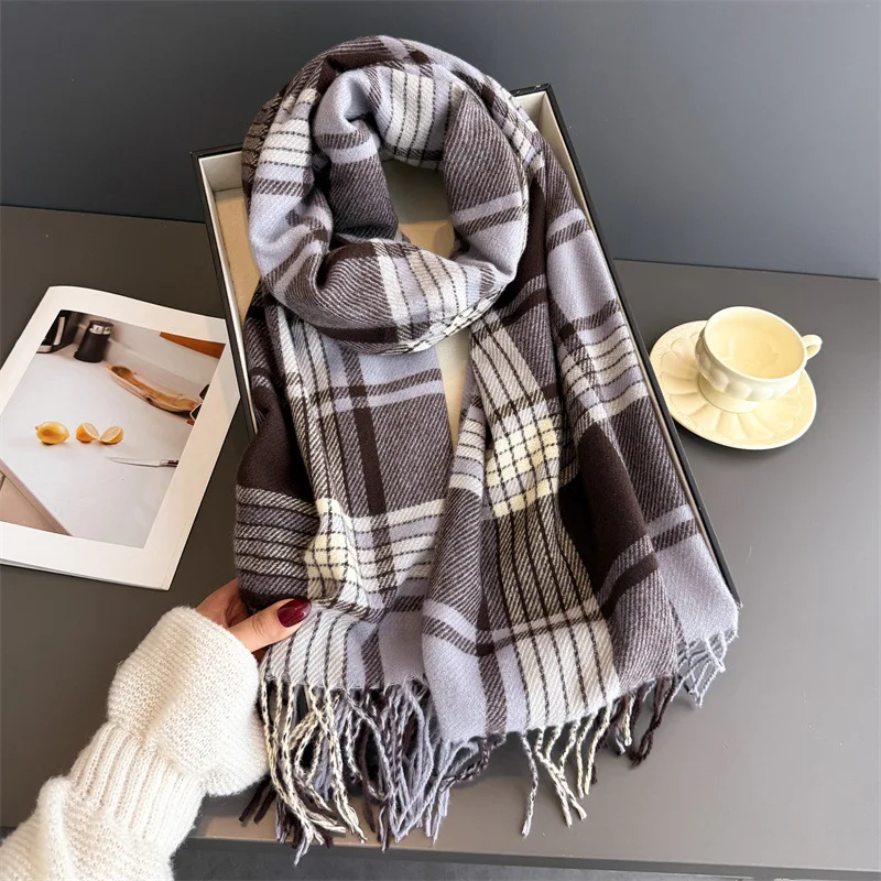 Luxury Scarf Cashmere Tartan Tassel Winter Warm Scarves Thick Soft Shawl Wrap Classic Scarf for Ladies Office Commute Wear
Luxury Scarf Cashmere Tartan Tassel Winter Warm Scarves Thick Soft Shawl Wrap Classic Scarf for Ladies Office Commute Wear