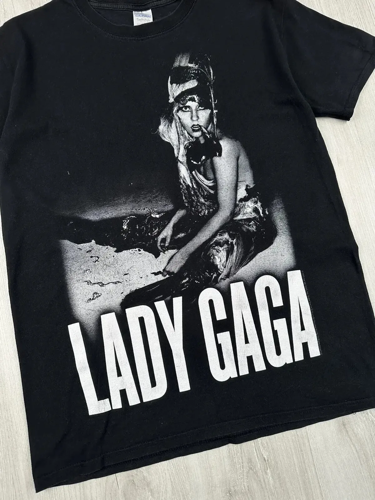 Vintage 2012 Lady Gaga born this way ball T-shirt For men Women S-4XL M204 
Vintage 2012 Lady Gaga born this way ball T-shirt For men Women S-4XL M204