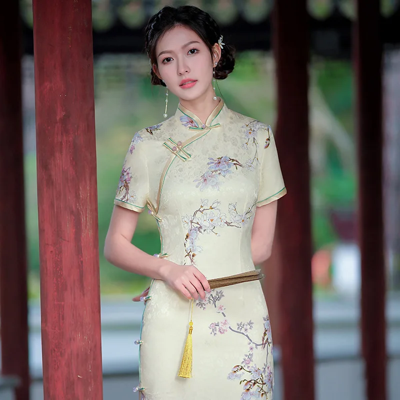 Long Cheongsam 2023 Summer Young Girls Improve Temperament Daily Self-cultivation Chinese Style Vintage Dress Qipao for Women
Long Cheongsam 2023 Summer Young Girls Improve Temperament Daily Self-cultivation Chinese Style Vintage Dress Qipao for Women