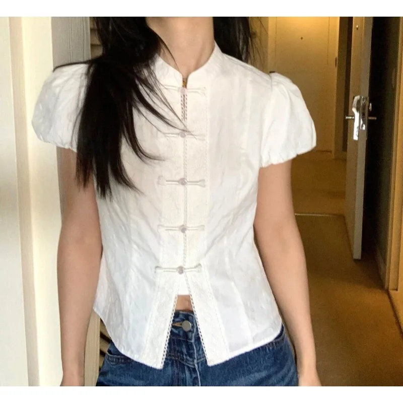 New Chinese Bubble Sleeve Short-sleeved Shirt Women's Summer Design Sense National Style Button-up Shirt Short Top
New Chinese Bubble Sleeve Short-sleeved Shirt Women's Summer Design Sense National Style Button-up Shirt Short Top